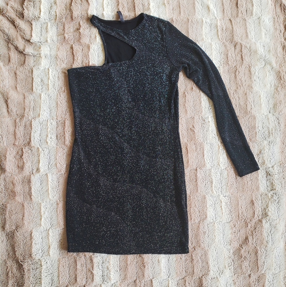 MILKY WAY BLACK/SILVER ONE SHOULDER DRESS..SIZE M‎